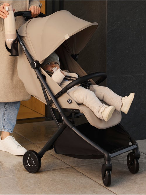 LIONELO Sia Ultracompacte Buggy - Lichtgewicht 5.9 kg - Vliegtuig Geschikt - Kiabi LIONELO Sia Ultracompacte Buggy - Lichtgewicht 5.9 kg - Vliegtuig Geschikt - Kiabi
