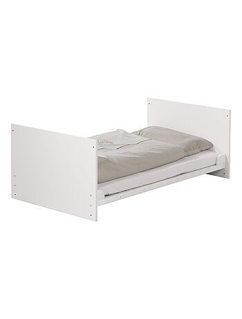 Lit bébé 70 x 140 cm évolutif et convertible en lit enfant 'maren' roba