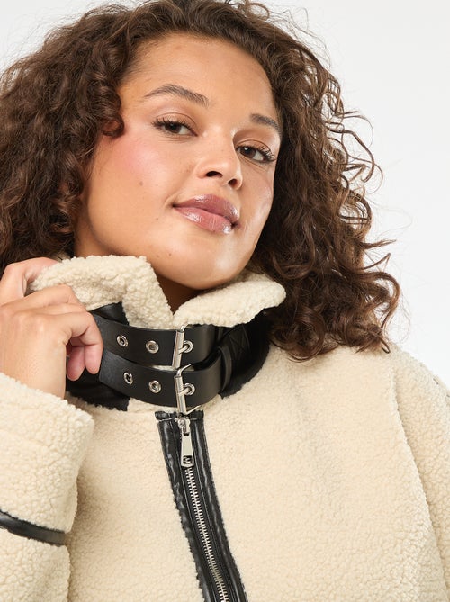 Long manteau en fausse laine avec empiècements en simili - Kiabi