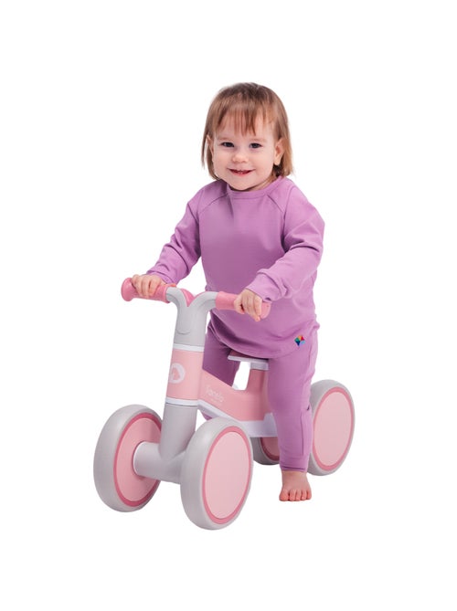 Loopfiets LIONELO Villy – Kinderfiets – 4 wielen – Voorvering – Ergonomisch zadel - Kiabi Loopfiets LIONELO Villy – Kinderfiets – 4 wielen – Voorvering – Ergonomisch zadel - Kiabi