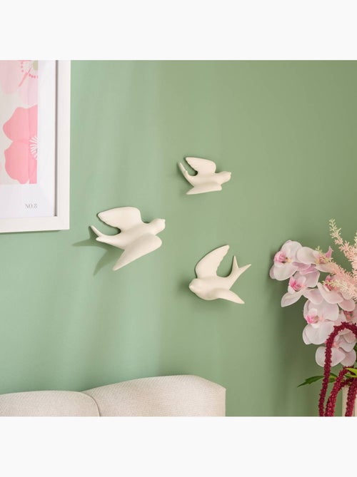 Lot de 3 décorations murales oiseaux en dolomite FLEUR DE ROSE - Kiabi Lot de 3 décorations murales oiseaux en dolomite FLEUR DE ROSE - Kiabi