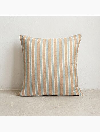 Lot de deux housses de coussin en coton à fils en relief, tissu texturé.