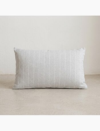 Lot de deux housses de coussin en coton à fils en relief, tissu texturé.