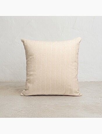 Lot de deux housses de coussin en coton à fils en relief, tissu texturé.