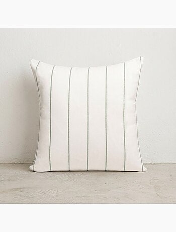 Lot de deux housses de coussin en coton à fils en relief, tissu texturé.
