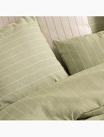 Lot de deux housses de coussin en coton à fils en relief, tissu texturé.