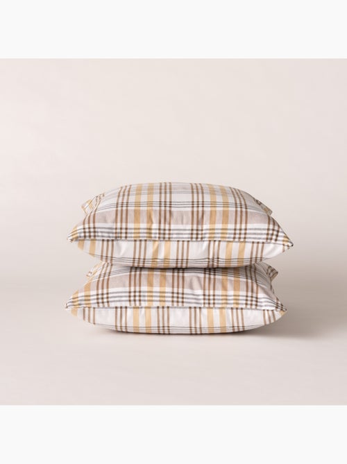 Lot de deux housses de coussin motif tartan, avec fermeture zippée - Gamusi. - Kiabi Lot de deux housses de coussin motif tartan, avec fermeture zippée - Gamusi. - Kiabi