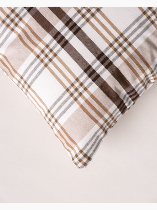 Lot de deux housses de coussin motif tartan, avec fermeture zippée - Gamusi. - Kiabi Lot de deux housses de coussin motif tartan, avec fermeture zippée - Gamusi. - Kiabi