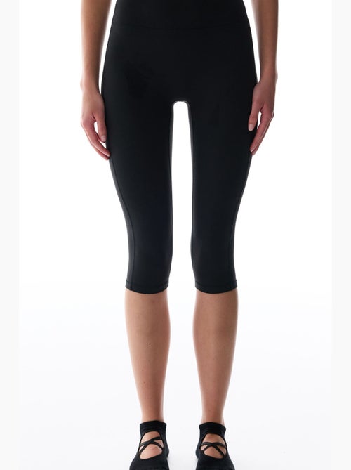 Lycra capri legging met lichte ondersteuning en hoge taille, light soft penti - Kiabi Lycra capri legging met lichte ondersteuning en hoge taille, light soft penti - Kiabi
