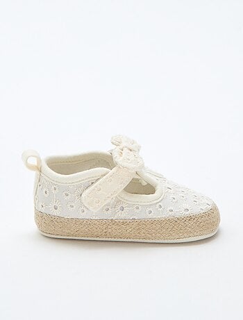 Macramé canvas schoentjes
