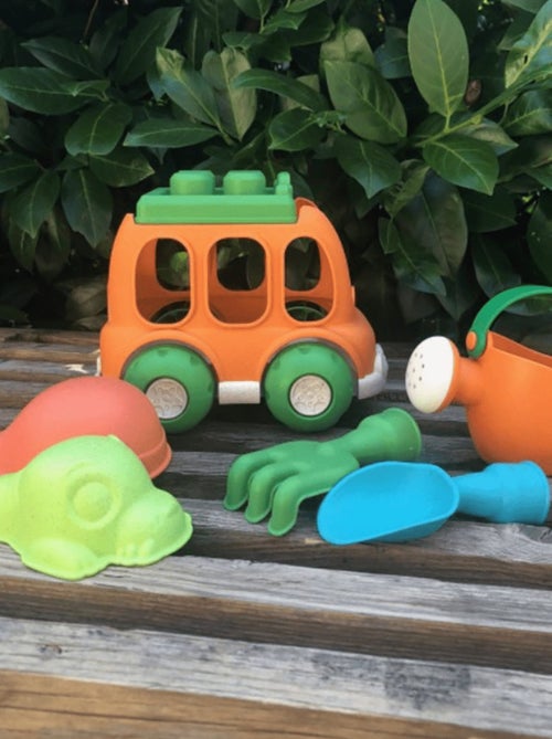 Magni | set de plage & jardin - 6 pièces voiture en paille de blé - Kiabi Magni | set de plage & jardin - 6 pièces voiture en paille de blé - Kiabi