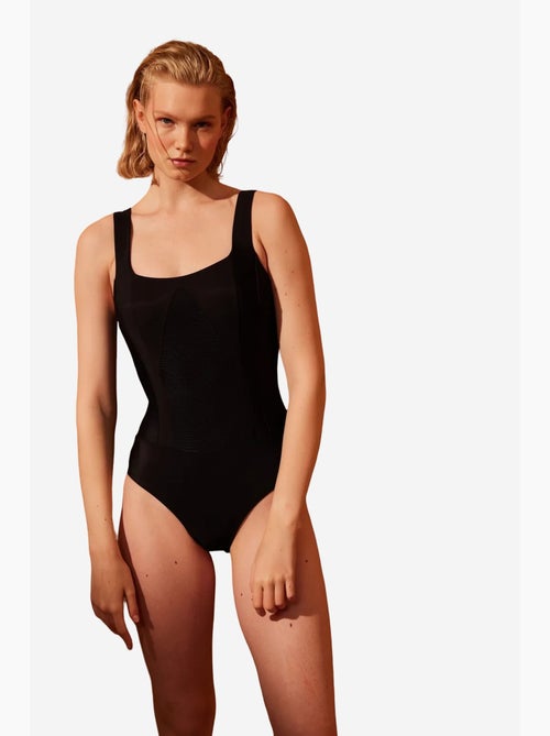 Maillot de bain femme basic à corset penti - Kiabi Maillot de bain femme basic à corset penti - Kiabi