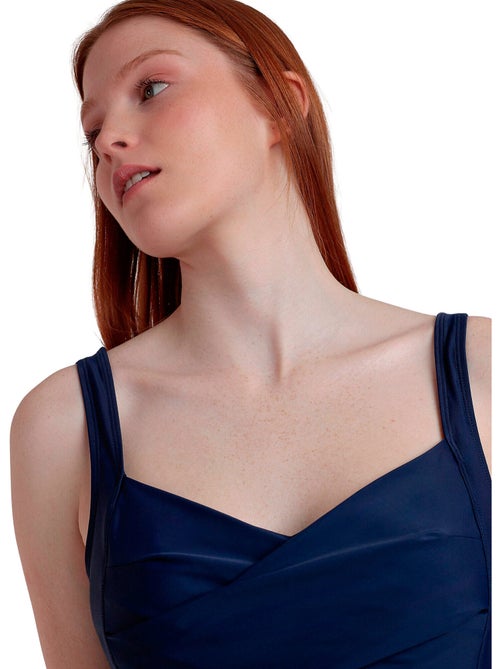 Maillot de bain une pièce amicissant préformé curvy mod - Kiabi Maillot de bain une pièce amicissant préformé curvy mod - Kiabi