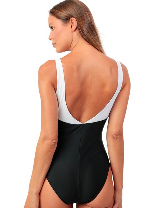 Maillot de bain une pièce préformé amincissant black and white - Kiabi Maillot de bain une pièce préformé amincissant black and white - Kiabi