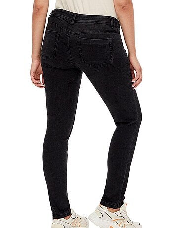 Mamalicious zwarte slim fit zwangerschapsjeans met elastiek