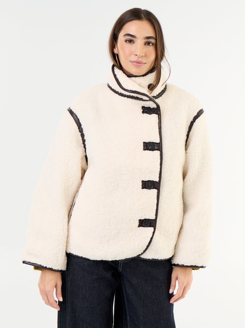 Manteau effet moutonné avec bords contrastés - Kiabi