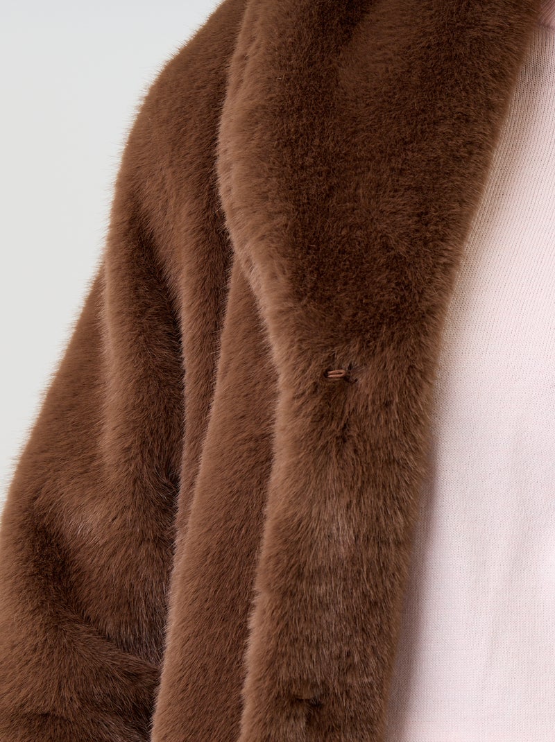 Manteau long en fausse fourrure Marron - Kiabi