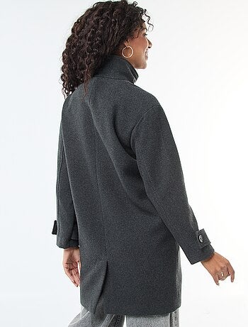 Manteau mi-cuisse avec double boutonnage