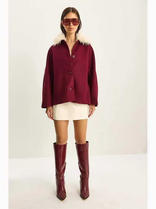 Manteau oversize en peluche avec col en fourrure lucci - Kiabi Manteau oversize en peluche avec col en fourrure lucci - Kiabi