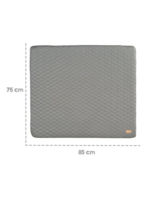 Matelas à langer matelassé déperlant en cuir PU 'Luxe' ROBA - Kiabi Matelas à langer matelassé déperlant en cuir PU 'Luxe' ROBA - Kiabi