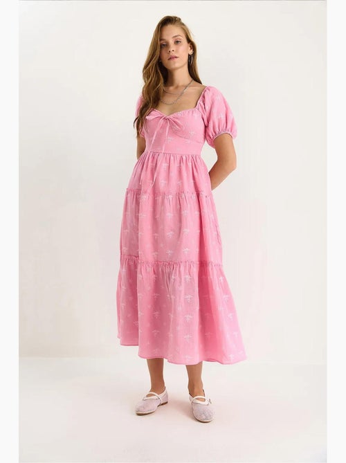 Maxi-jurk met geborduurd hartkraagje lucci - Kiabi Maxi-jurk met geborduurd hartkraagje lucci - Kiabi