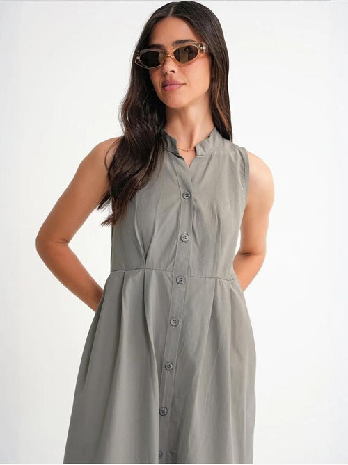 Maxi-jurk met knopen en tippetkraag mixray - Kiabi Maxi-jurk met knopen en tippetkraag mixray - Kiabi
