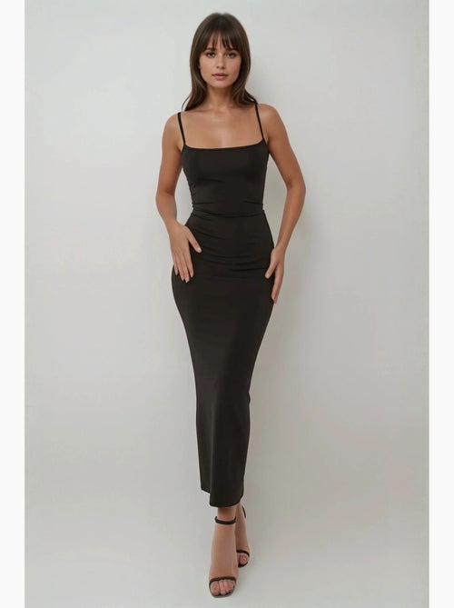 Maxi-jurk met vierkante kraag en bodycon hiccup - Kiabi Maxi-jurk met vierkante kraag en bodycon hiccup - Kiabi