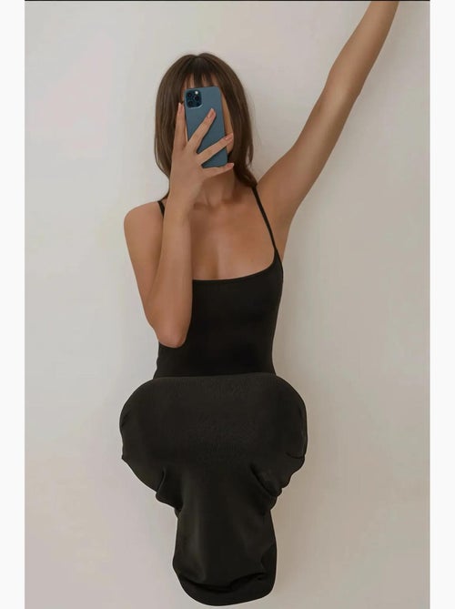 Maxi-jurk met vierkante kraag en bodycon hiccup - Kiabi Maxi-jurk met vierkante kraag en bodycon hiccup - Kiabi