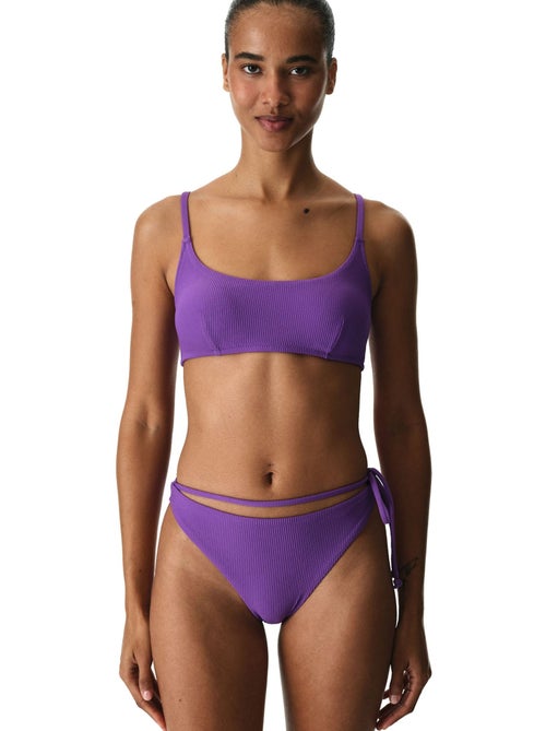 Melitona bikinibroekje met structuur en middelhoge taille penti - Kiabi Melitona bikinibroekje met structuur en middelhoge taille penti - Kiabi