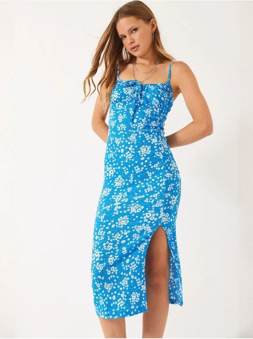 Midi-jurk met bloemenprint en vierkante hals lucci - Kiabi Midi-jurk met bloemenprint en vierkante hals lucci - Kiabi