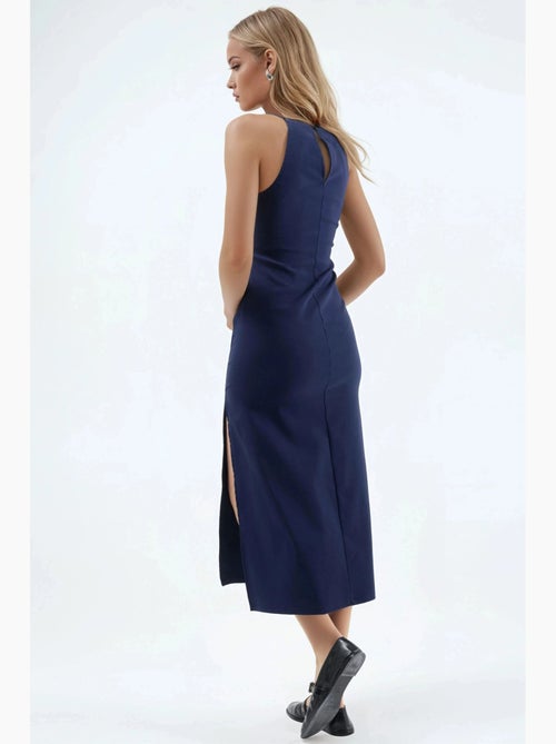 Midi-jurk met halternek en split hiccup - Kiabi Midi-jurk met halternek en split hiccup - Kiabi