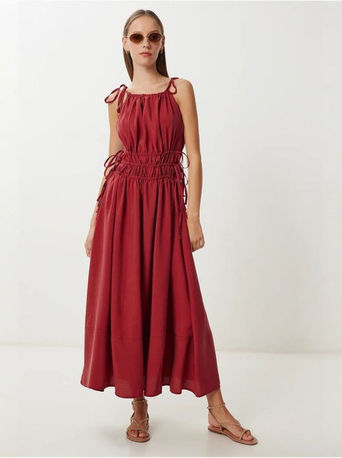 Midi-jurk met halternek en strikdetail istanbul - Kiabi Midi-jurk met halternek en strikdetail istanbul - Kiabi