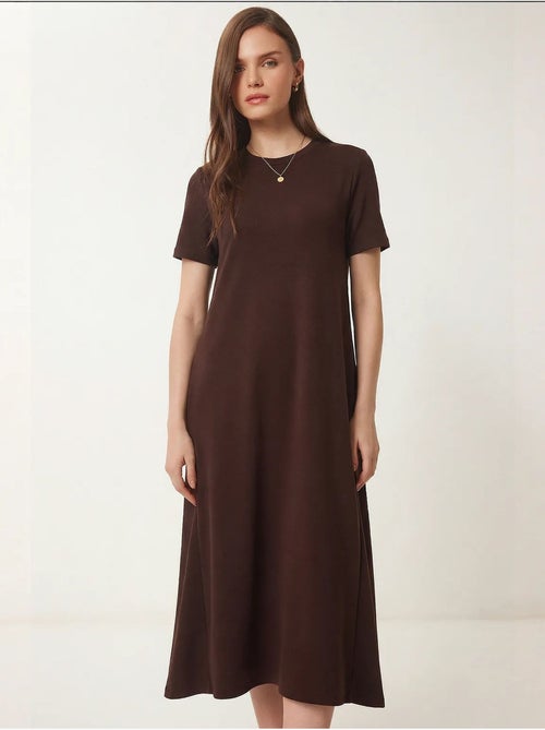 Midi-jurk met korte mouwen en ronde hals istanbul - Kiabi Midi-jurk met korte mouwen en ronde hals istanbul - Kiabi