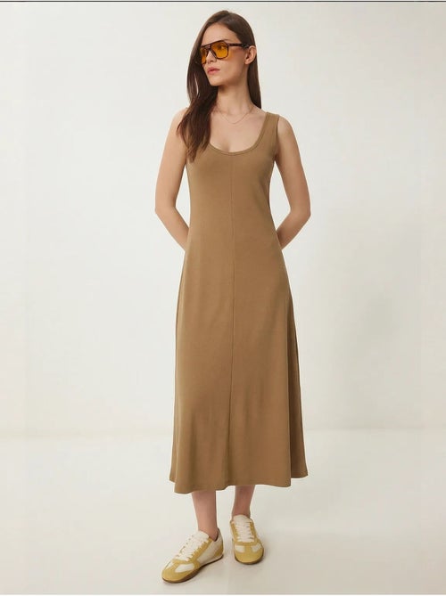 Midi-jurk met u-hals istanbul - Kiabi Midi-jurk met u-hals istanbul - Kiabi