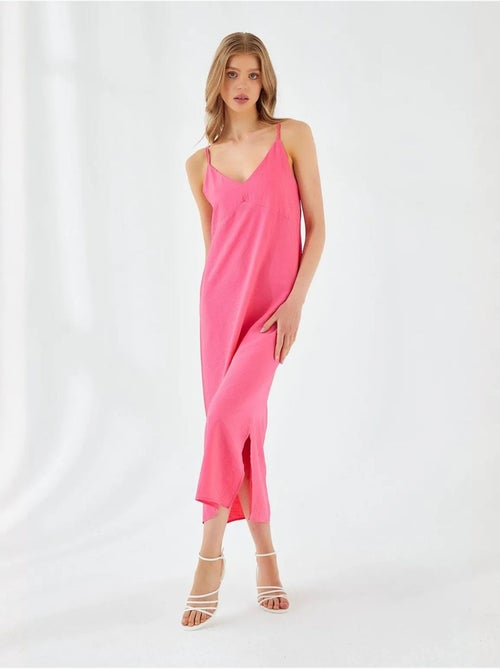 Midi-jurk met v-hals en split mixray - Kiabi Midi-jurk met v-hals en split mixray - Kiabi