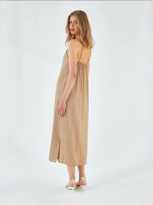 Midi-jurk met v-hals en split mixray - Kiabi Midi-jurk met v-hals en split mixray - Kiabi