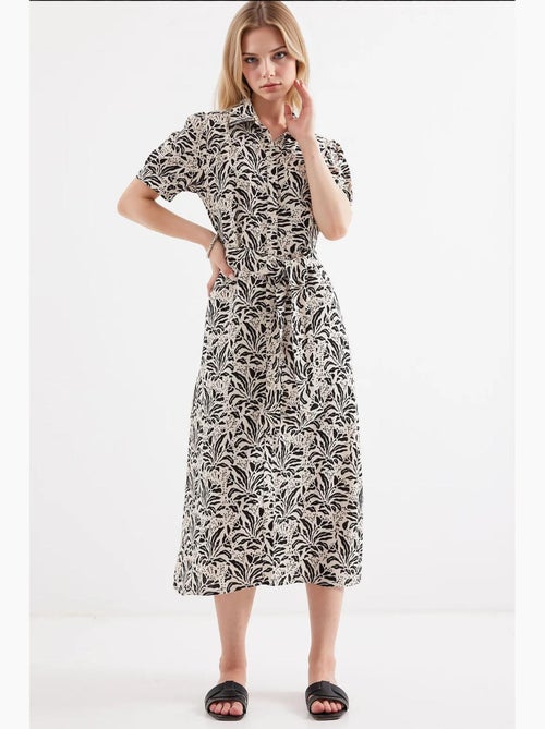 Midi overhemdjurk met zebraprint en ceintuur bdart - Kiabi Midi overhemdjurk met zebraprint en ceintuur bdart - Kiabi