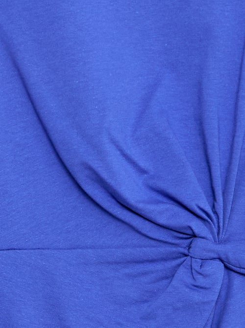 Midi T-shirtjurk met decoratieve knoop vooraan - Kiabi