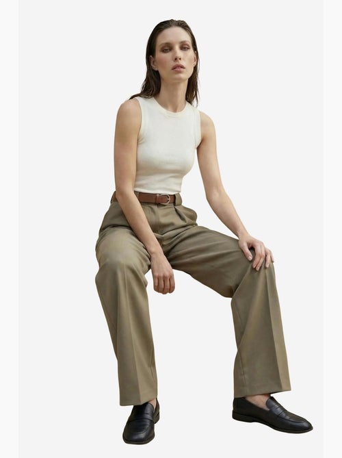 Mijn mode hoge taille geplooide wijde pijpen broek my fashion - Kiabi Mijn mode hoge taille geplooide wijde pijpen broek my fashion - Kiabi