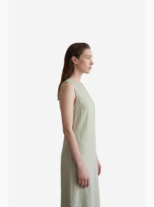 Mijn mode mouwloze maxi-jurk met u-kraag en uitsnijdingen my fashion - Kiabi Mijn mode mouwloze maxi-jurk met u-kraag en uitsnijdingen my fashion - Kiabi