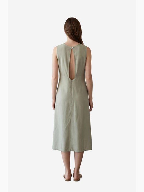 Mijn mode mouwloze maxi-jurk met u-kraag en uitsnijdingen my fashion - Kiabi Mijn mode mouwloze maxi-jurk met u-kraag en uitsnijdingen my fashion - Kiabi