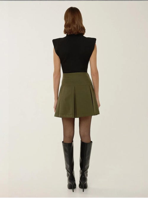 Mini-jupe plissée avec détails en perles - Kiabi Mini-jupe plissée avec détails en perles - Kiabi