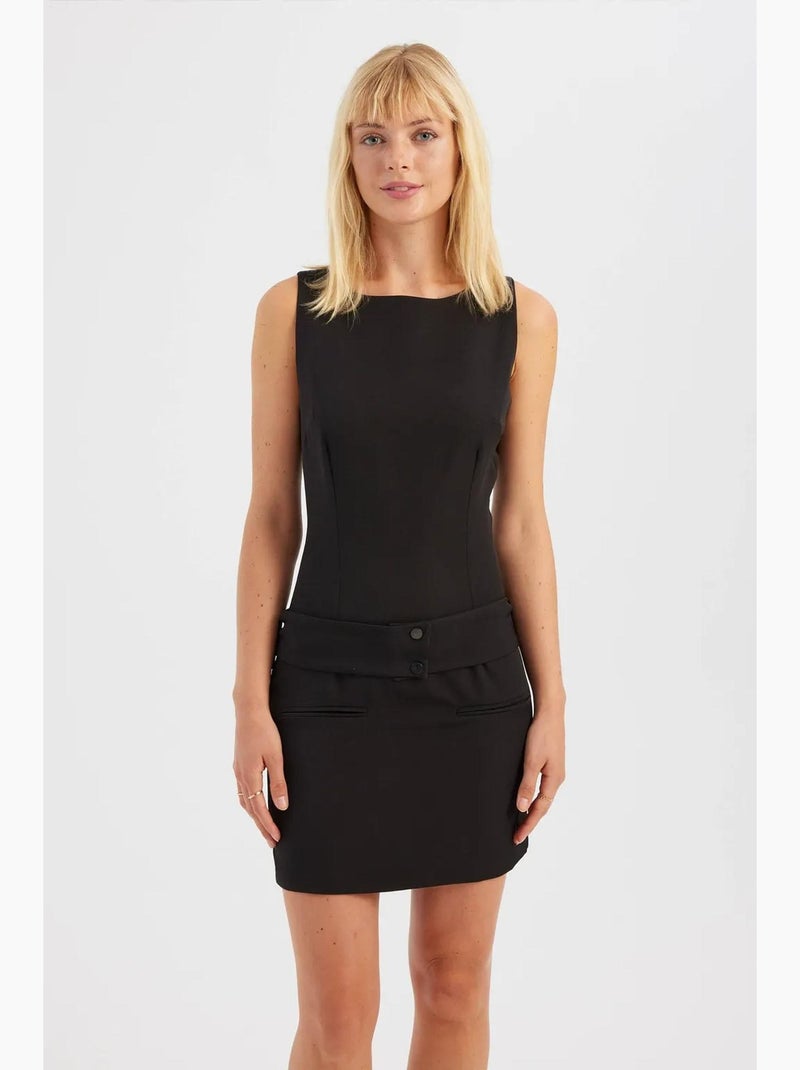 Mini-jurk met boothals en riemdetail hiccup Zwart - Kiabi
