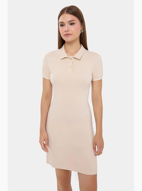 Mini-jurk met knoopdetails hiccup - Kiabi Mini-jurk met knoopdetails hiccup - Kiabi