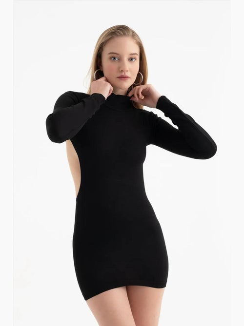 Mini-jurk met ronde hals, uitgesneden achterkant en lange mouwen hiccup - Kiabi Mini-jurk met ronde hals, uitgesneden achterkant en lange mouwen hiccup - Kiabi