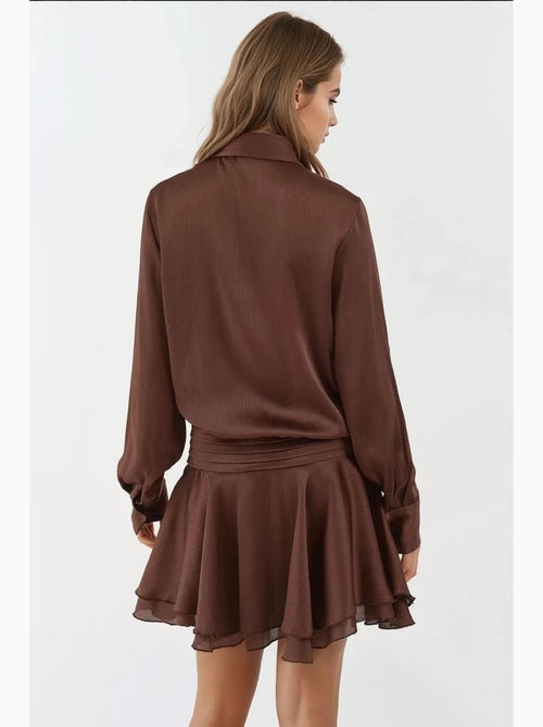 Mini-jurk met ruches en drapering, lange mouwen en overhemdkraag hiccup - Kiabi Mini-jurk met ruches en drapering, lange mouwen en overhemdkraag hiccup - Kiabi