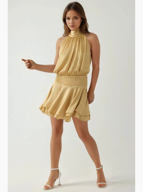Mini-jurk met textuur en col hiccup - Kiabi Mini-jurk met textuur en col hiccup - Kiabi