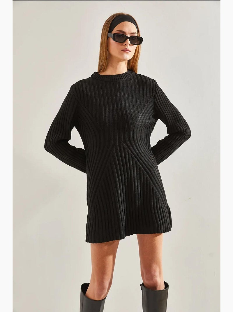 Mini-jurk van getextureerde knitwear met ronde hals lucci Zwart - Kiabi