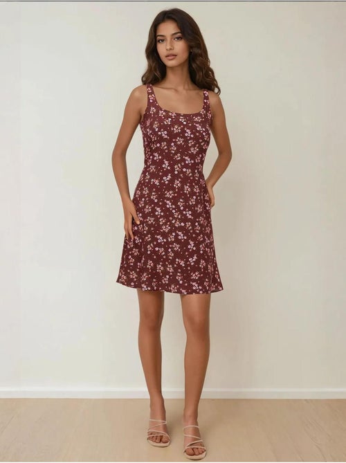 Mini-robe ajustée imprimée à col en u hiccup - Kiabi Mini-robe ajustée imprimée à col en u hiccup - Kiabi