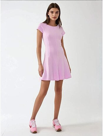 Mini-robe basique douce à col ras du cou élastique hiccup
